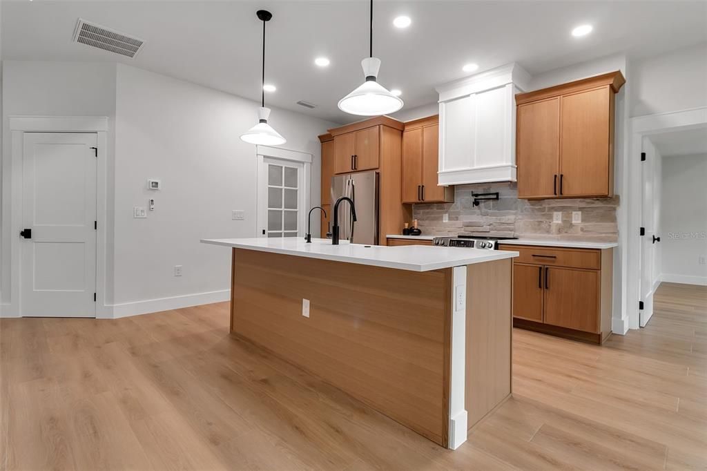 Interior, Kitchen, Pendant Lights, Recessed Lighting, Wood Texture Flooring