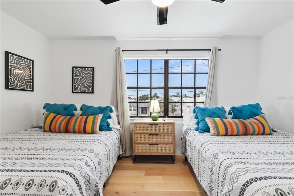 Bedroom, Interior, Water, Wood Texture Flooring
