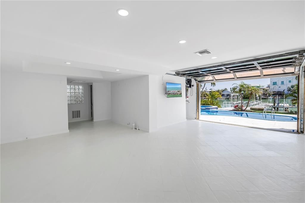 Garage, Interior, Recessed Lighting