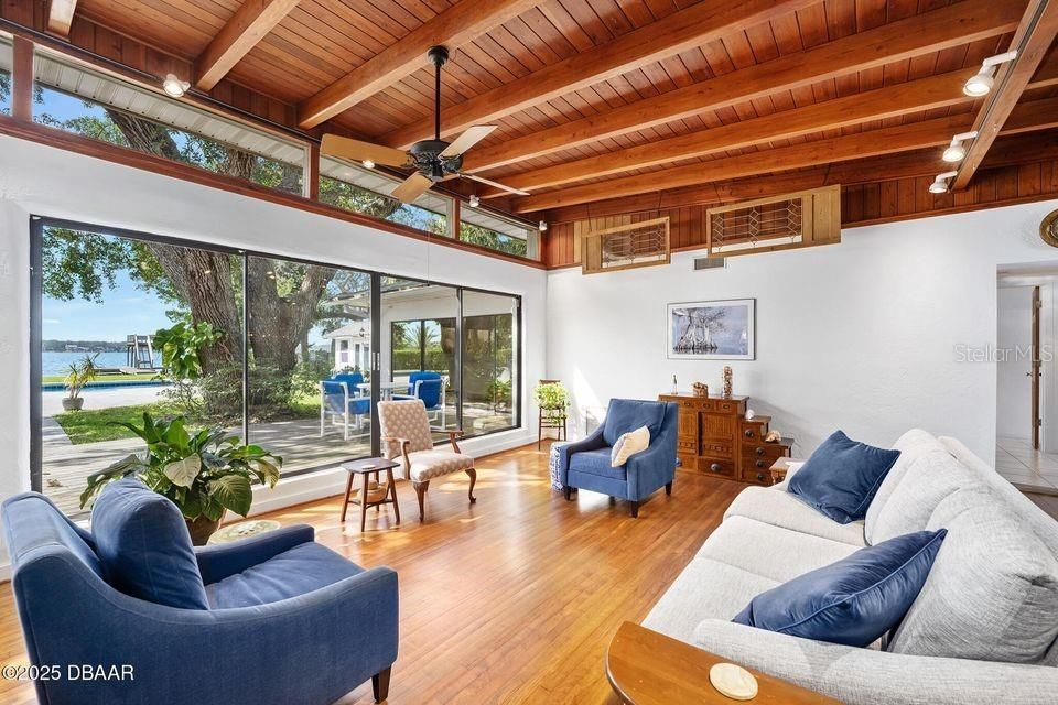 Interior, Living room, Water, Wooden Beams, Wooden Ceilings, Wood Texture Flooring