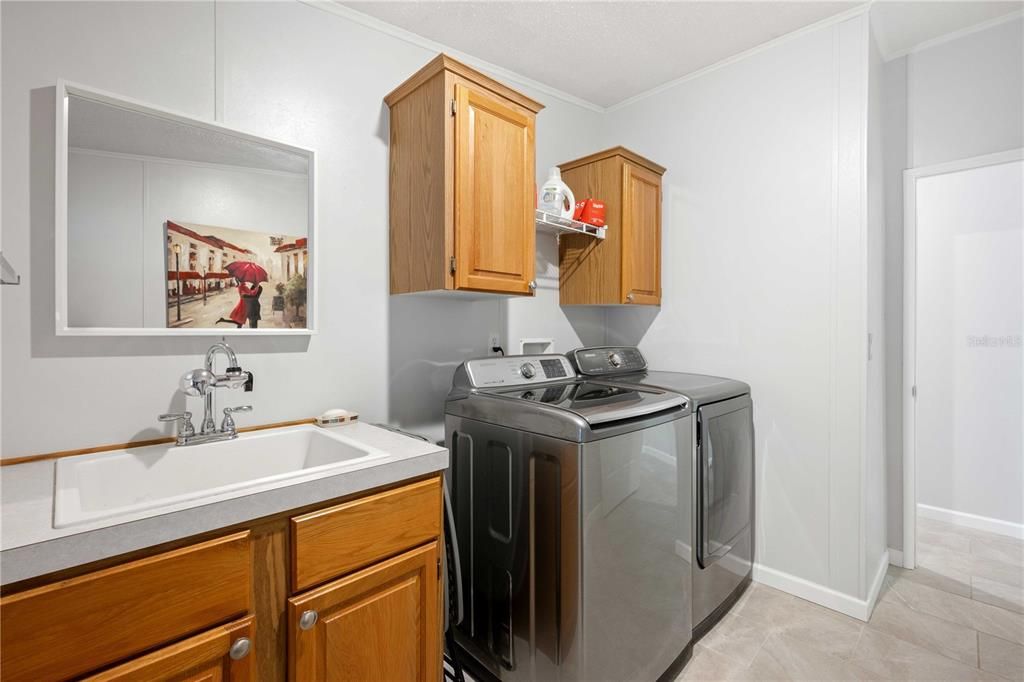 Interior, Washer