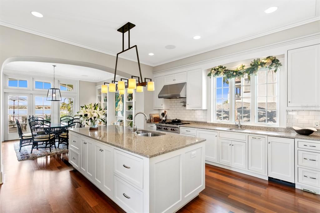 Chandelier, Dining room, Interior, Kitchen, Pendant Lights, Recessed Lighting, Wood Texture Flooring