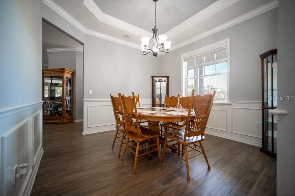 Chandelier, Dining room, Interior, Wood Texture Flooring