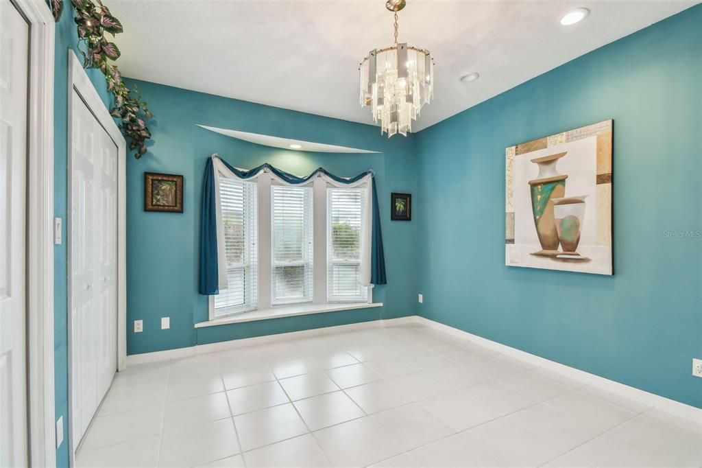 Chandelier, Empty room, Interior, Recessed Lighting