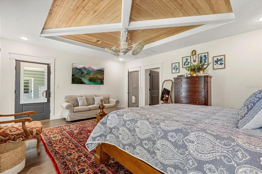 Bedroom, Interior, Recessed Lighting, Wooden Ceilings, Wood Texture Flooring