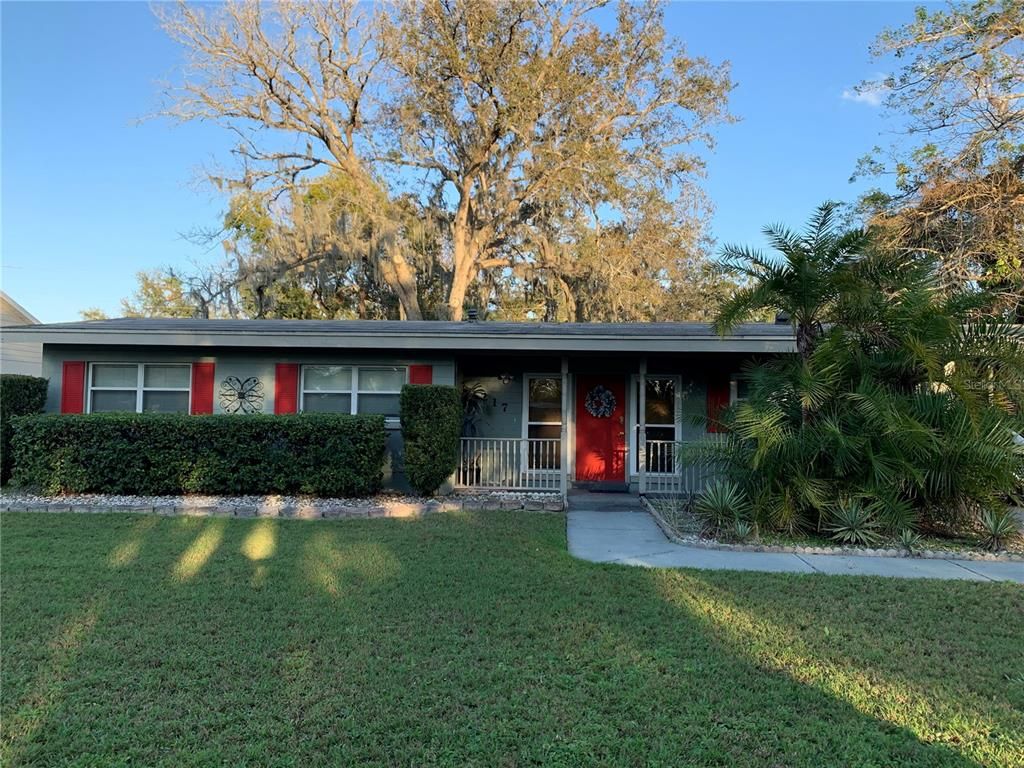 Backyard, Exterior, Facade, Ranch