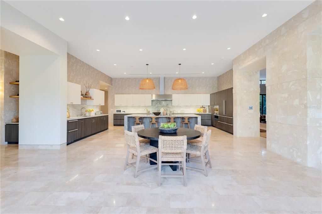 Dining room, Interior, Kitchen, Pendant Lights, Recessed Lighting, Stainless Steel Appliances