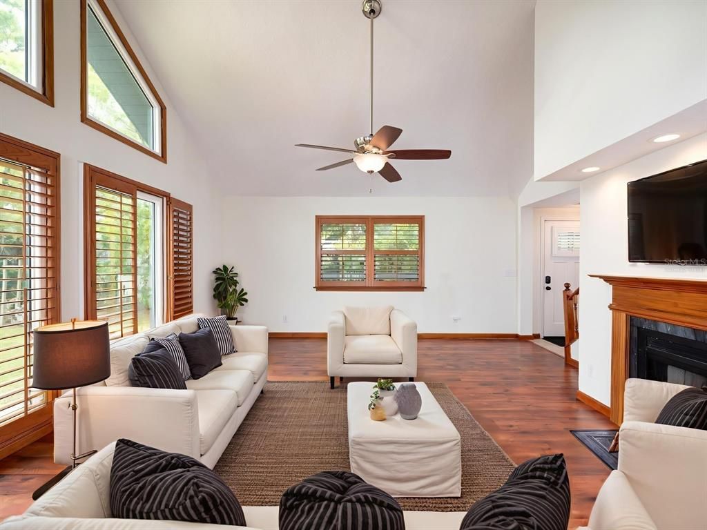 Fireplace, Interior, Living room, Recessed Lighting, Wood Texture Flooring