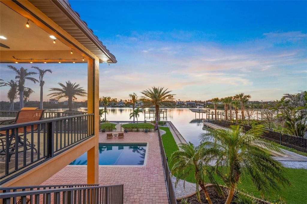Exterior, Pool, Water