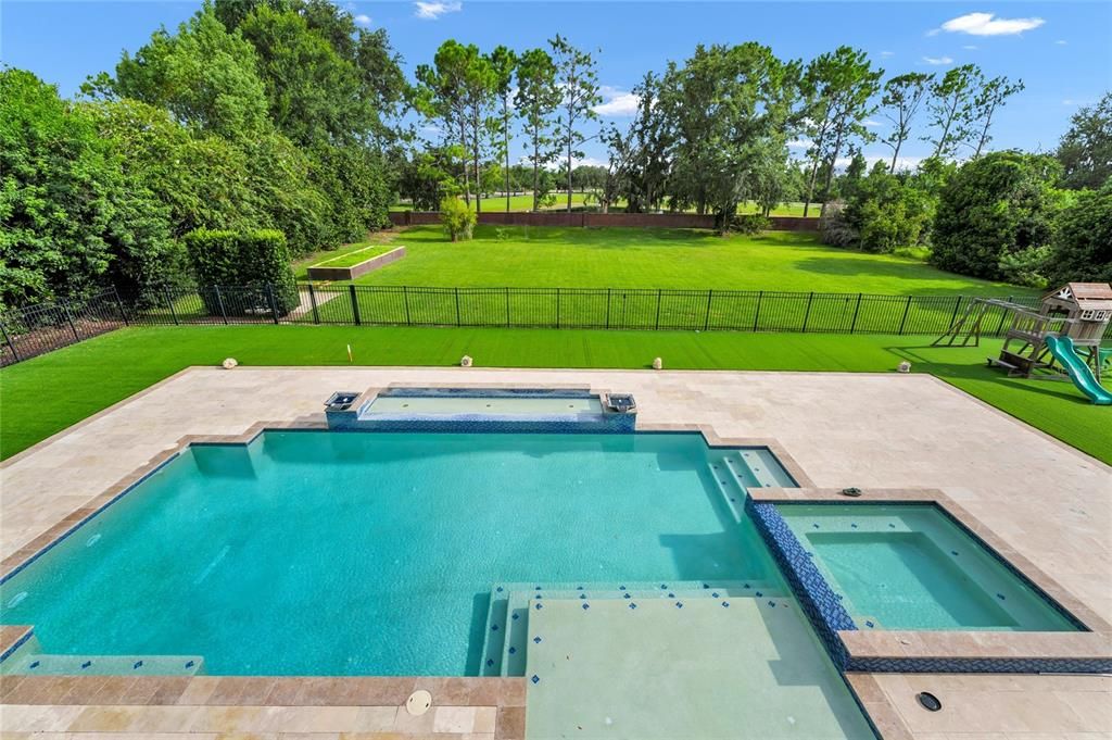 Exterior, Playground, Pool