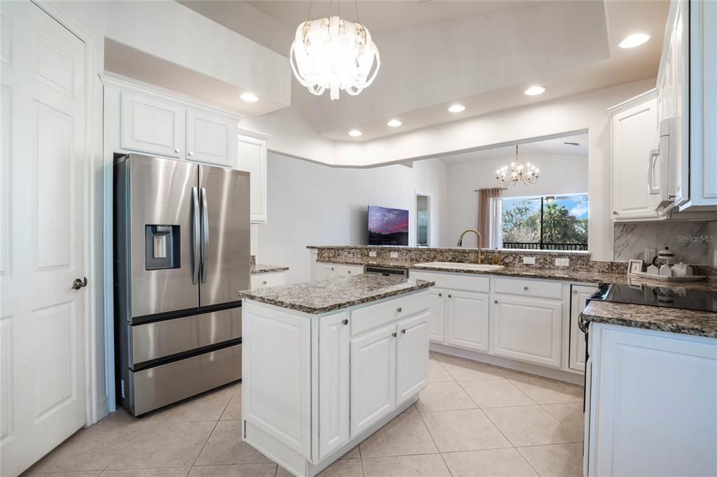 Chandelier, Interior, Kitchen, Pendant Lights, Recessed Lighting, Stainless Steel Appliances
