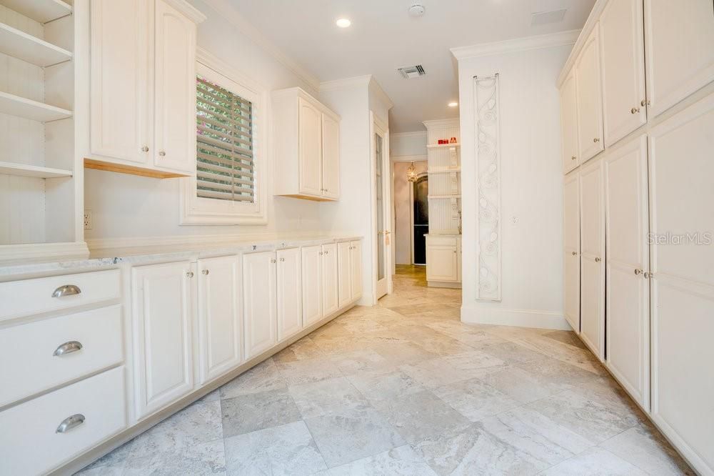 Interior, Recessed Lighting, Walk-in Closets
