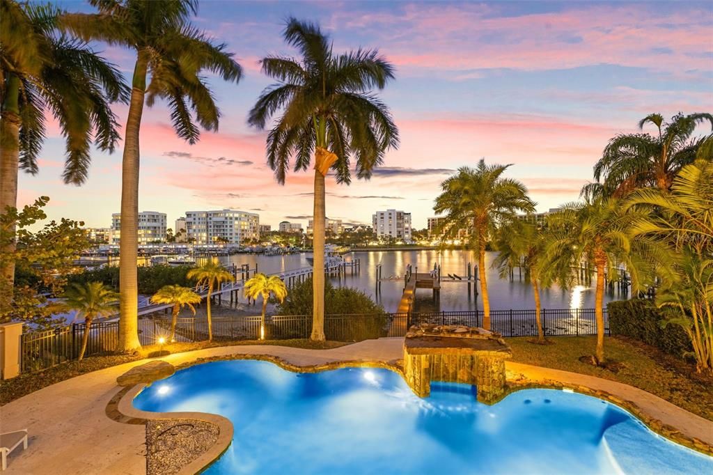 Exterior, Pool, Water
