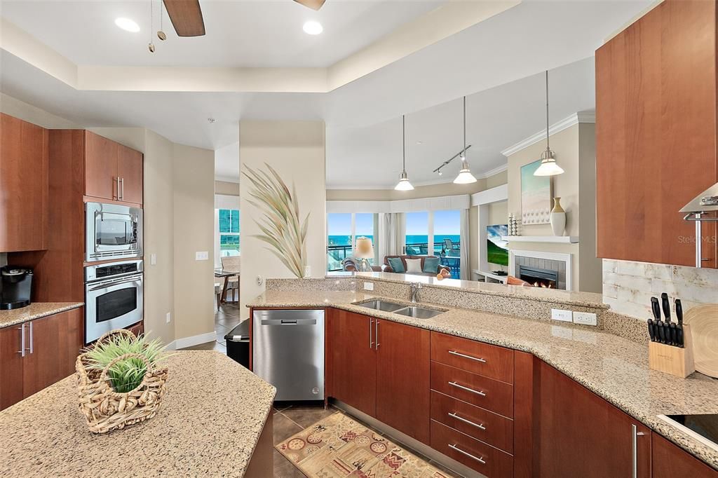Interior, Kitchen, Pendant Lights, Recessed Lighting, Stainless Steel Appliances, Water