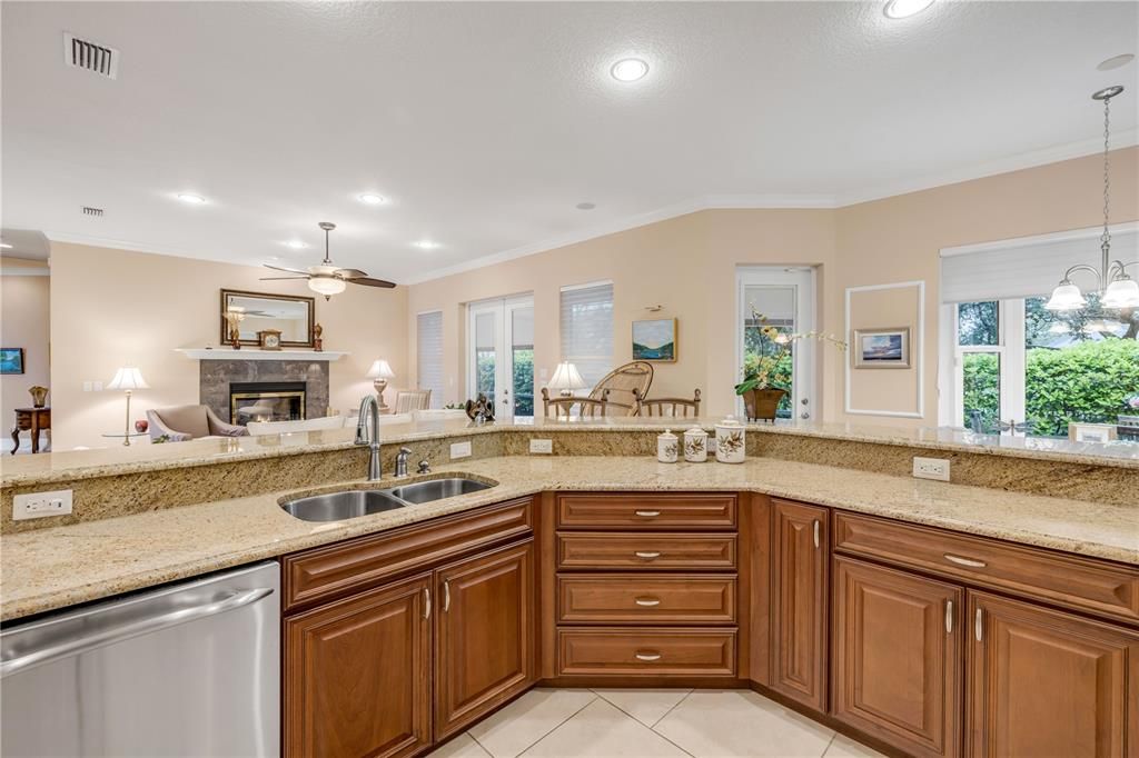 Fireplace, Interior, Kitchen, Pendant Lights, Recessed Lighting