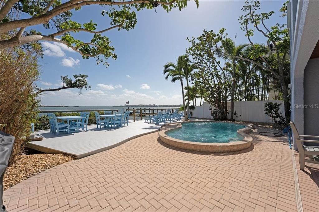 Exterior, Pool, Water