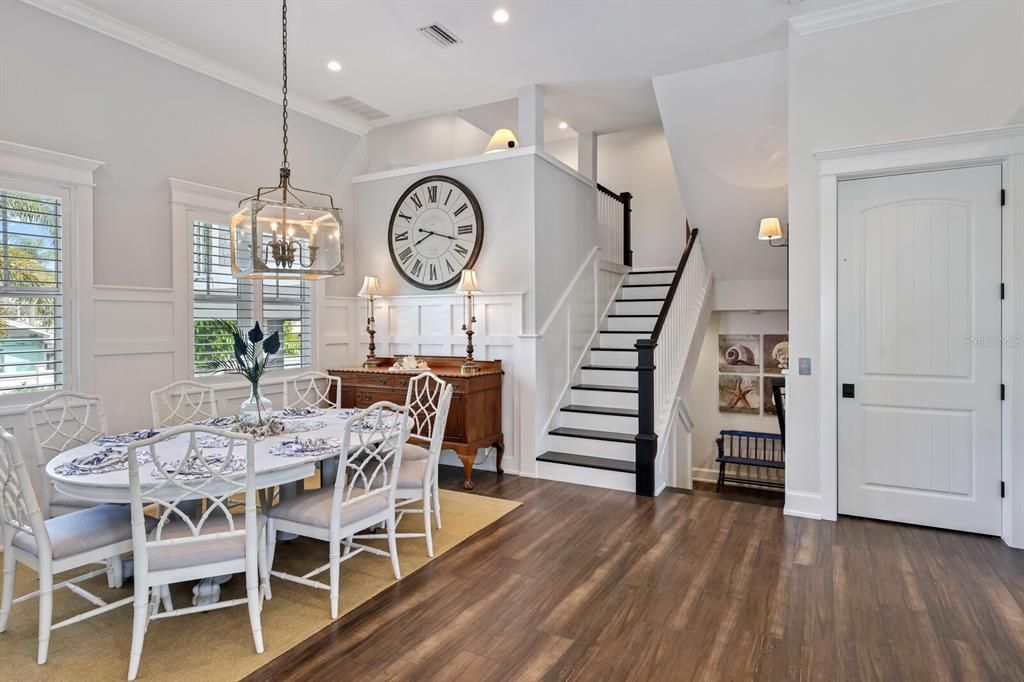 Dining room, Interior, Pendant Lights, Recessed Lighting, Wood Texture Flooring