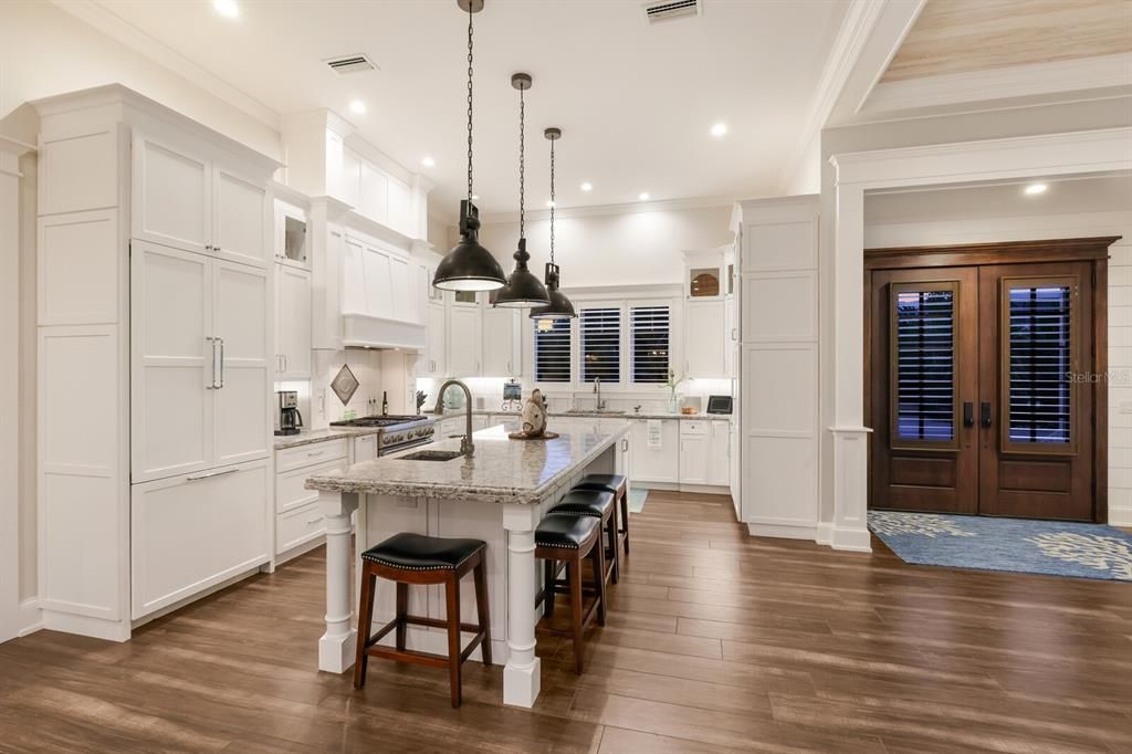 Interior, Kitchen, Pendant Lights, Recessed Lighting, Wood Texture Flooring