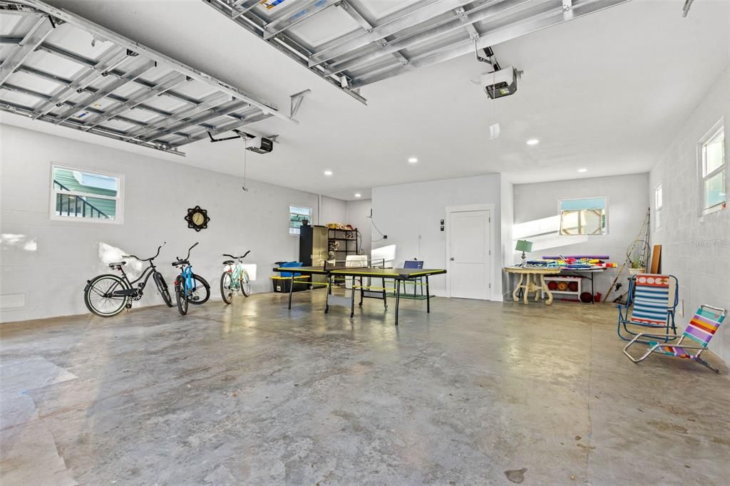 Game Room, Garage, Interior, Recessed Lighting