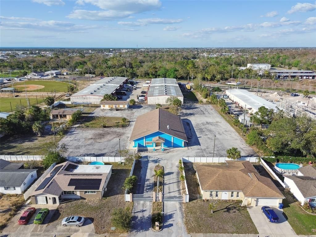 Exterior, Drone