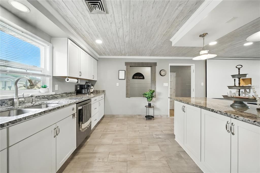 Interior, Kitchen, Pendant Lights, Recessed Lighting