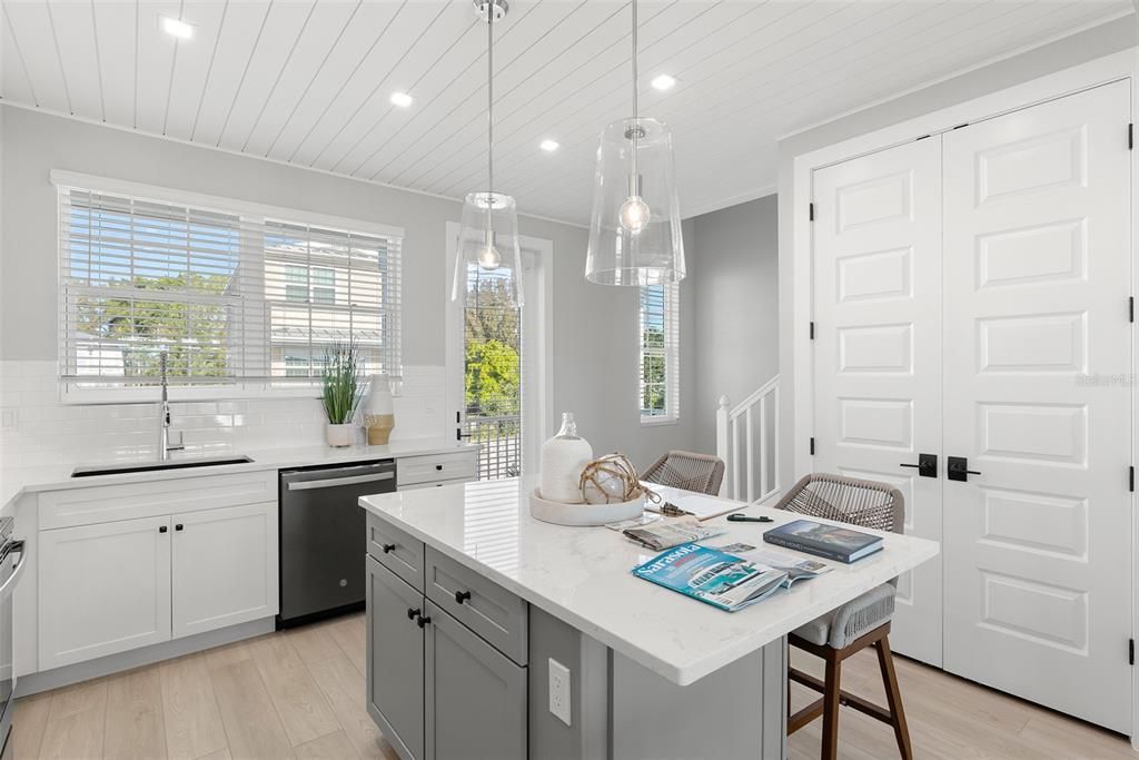 Interior, Kitchen, Pendant Lights, Recessed Lighting, Wood Texture Flooring