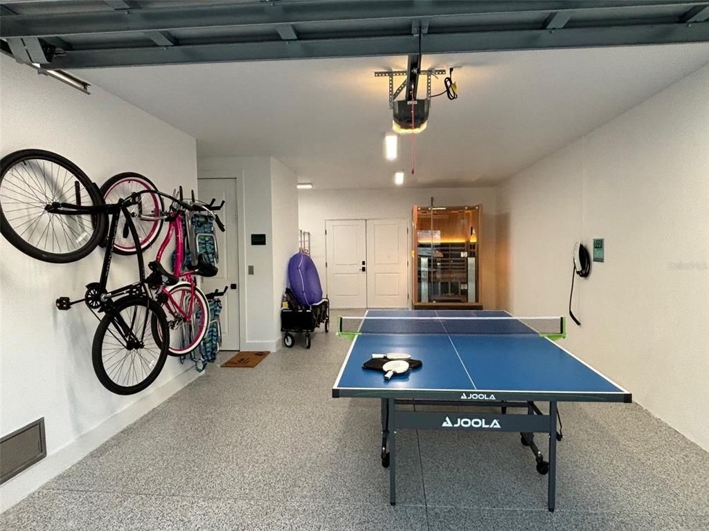 Game Room, Interior, Pendant Lights