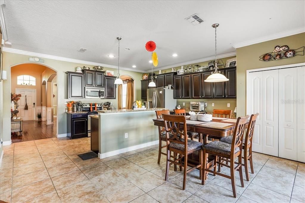 Dining room, Interior, Kitchen, Pendant Lights, Recessed Lighting