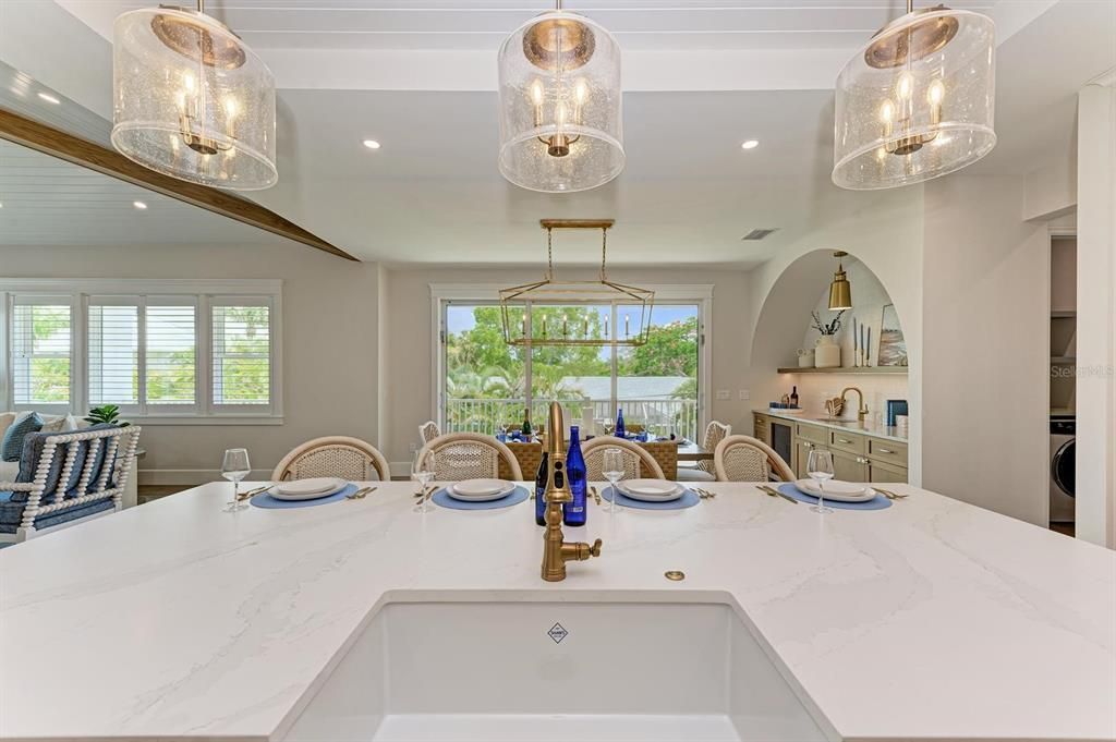 Dining room, Interior, Pendant Lights, Recessed Lighting