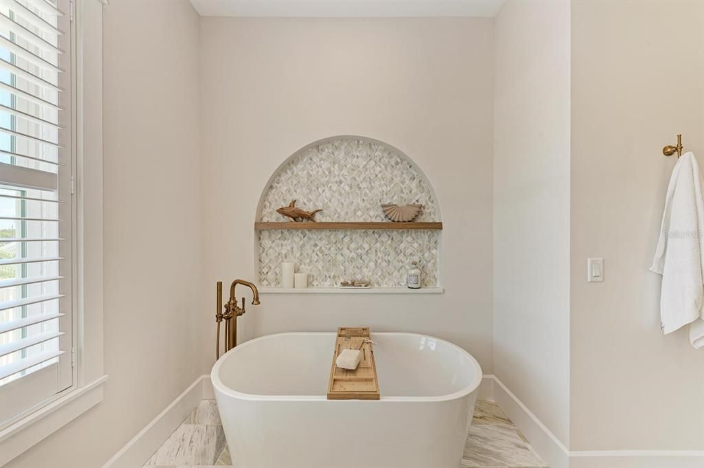 Bathroom, Free Standing Baths, Interior, Marble