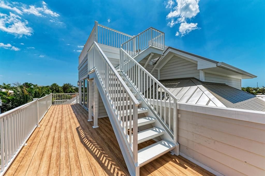 Exterior, Wood Texture Flooring