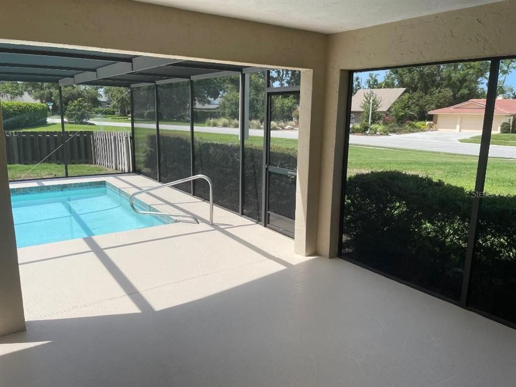 Interior, Pool, Sun Room
