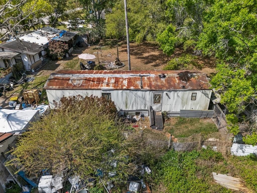 Exterior, Drone