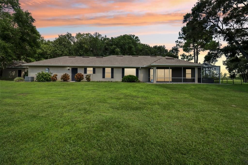 Backyard, Exterior