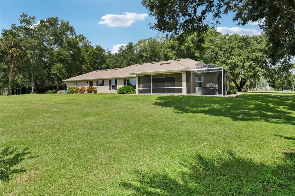 Backyard, Exterior