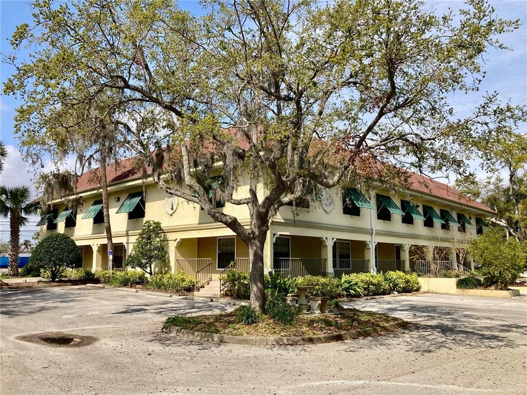 Backyard, Exterior, Facade, Mediterranean