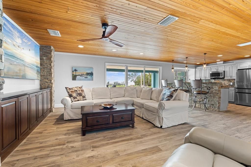 Interior, Kitchen, Living room, Pendant Lights, Recessed Lighting, Stainless Steel Appliances, Wooden Ceilings, Wood Texture Flooring