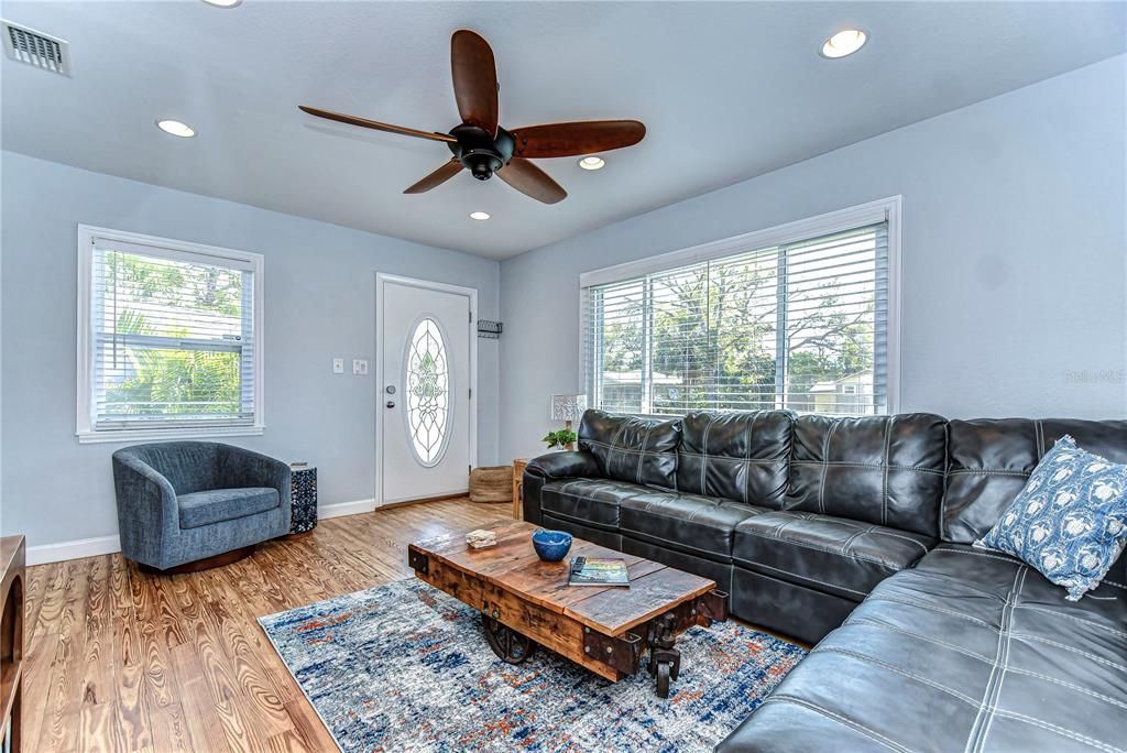 Interior, Living room, Recessed Lighting, Wood Texture Flooring