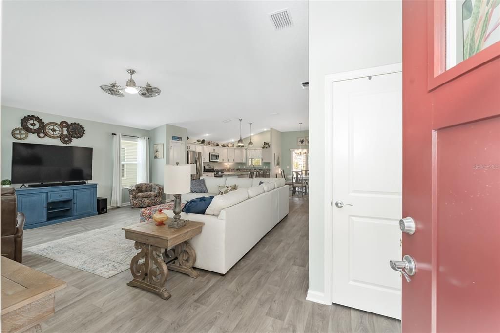 Interior, Kitchen, Living room, Pendant Lights, Recessed Lighting, Stainless Steel Appliances, Wood Texture Flooring
