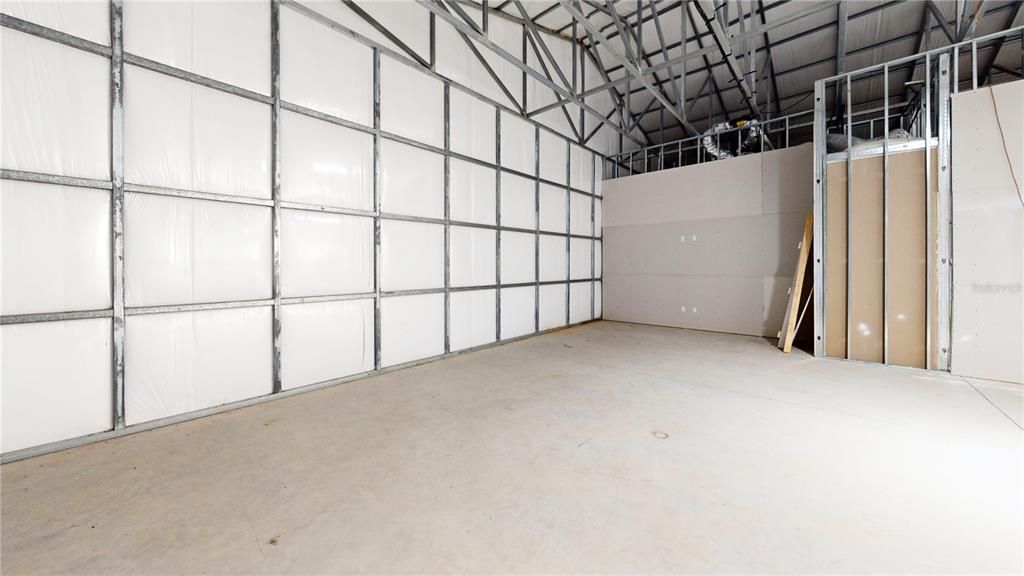 Garage, Interior