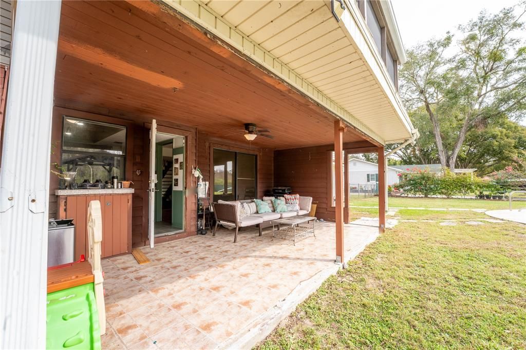 Backyard, Exterior