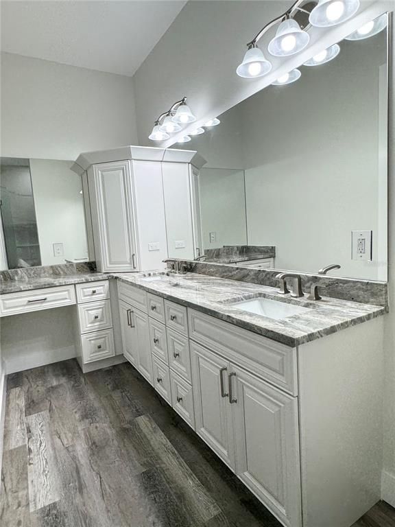 Bathroom, Dual Sink Vanities, Interior, Wood Texture Flooring