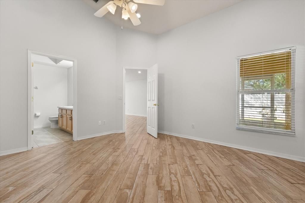 Bathroom, Empty room, Interior, Recessed Lighting, Wood Texture Flooring