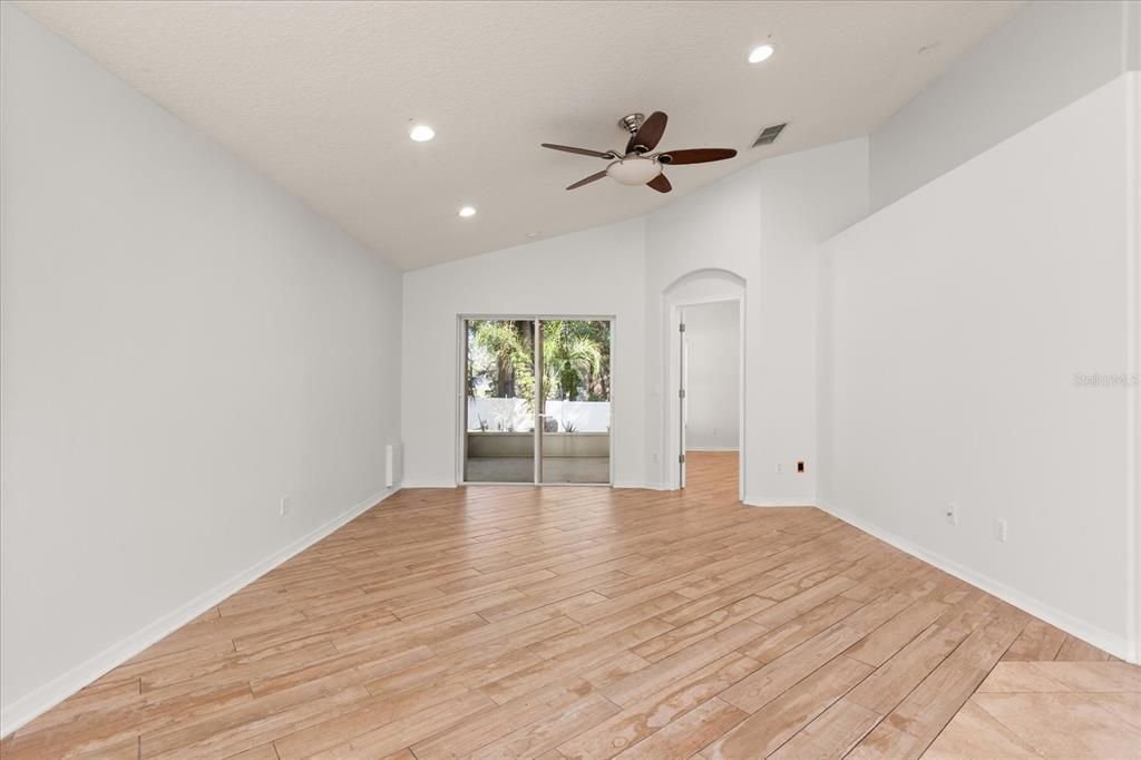 Empty room, Interior, Recessed Lighting, Wood Texture Flooring