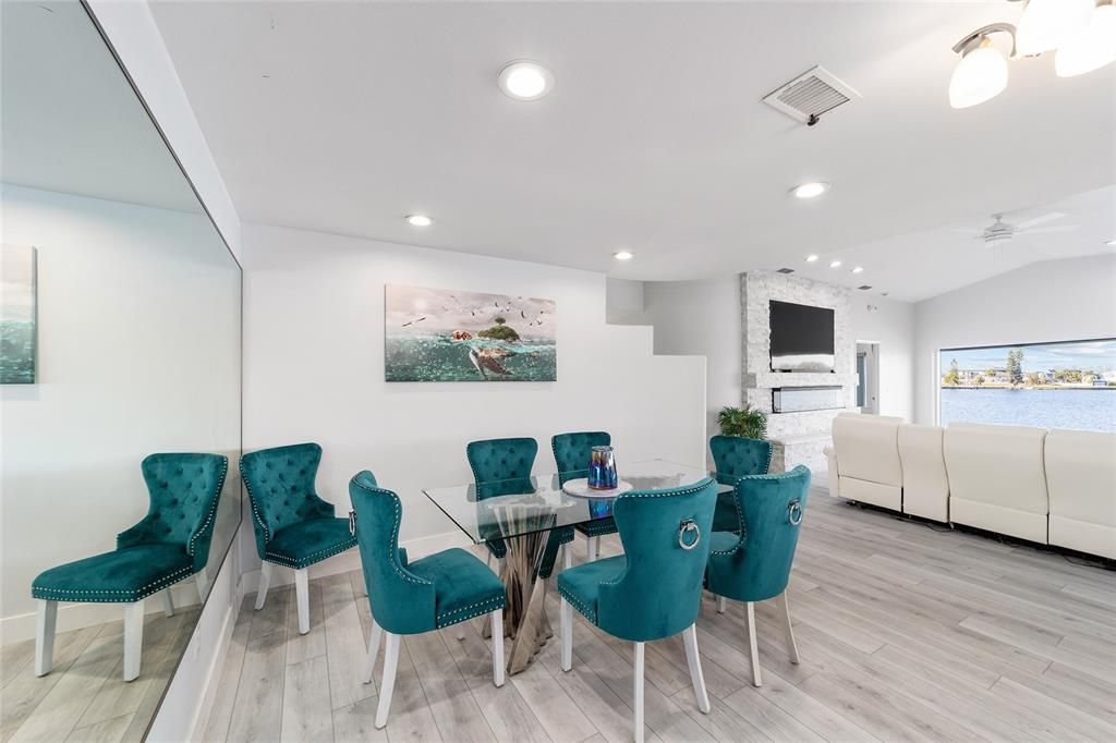 Dining room, Interior, Living room, Recessed Lighting, Wood Texture Flooring