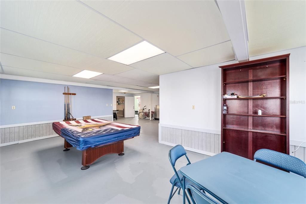 Billiard Table, Game Room, Interior, Recessed Lighting