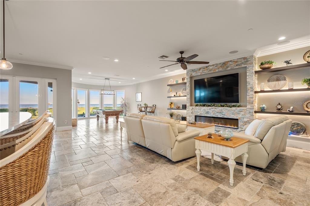 Dining room, Fireplace, Interior, Living room, Pendant Lights, Recessed Lighting