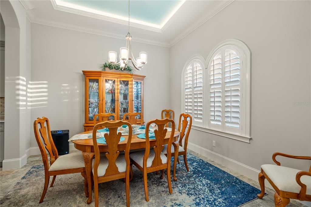 Chandelier, Dining room, Interior
