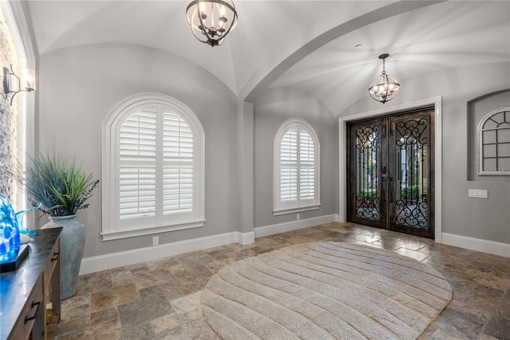 Chandelier, Interior, Pendant Lights