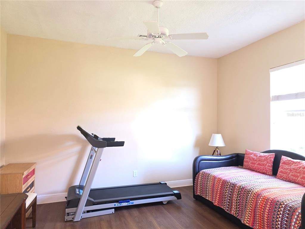 Bedroom, Fitness Equipment, Interior, Wood Texture Flooring